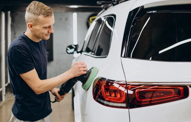 Car Polishing Services by Experts