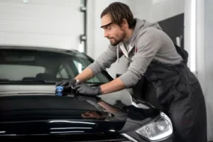 Professional car window tinting expert in Modesto CA